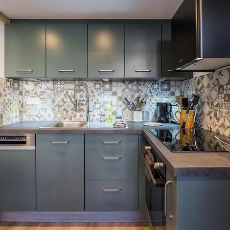 Appartamento Ancolie - Beautiful 6-people Close To Lifts - By Cozee